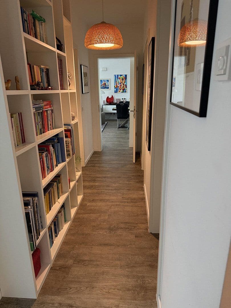 Prodej bytu 3+1 127 m², Berlin, Berlín Prodej bytu 3+1 127 m², Berlin, Berlín