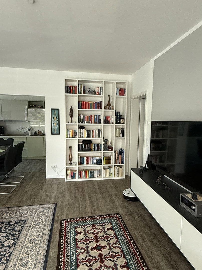 Prodej bytu 3+1 127 m², Berlin, Berlín Prodej bytu 3+1 127 m², Berlin, Berlín