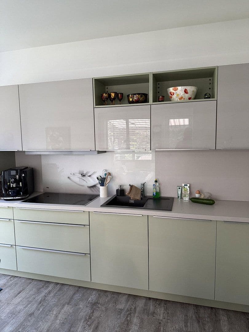 Prodej bytu 3+1 127 m², Berlin, Berlín Prodej bytu 3+1 127 m², Berlin, Berlín