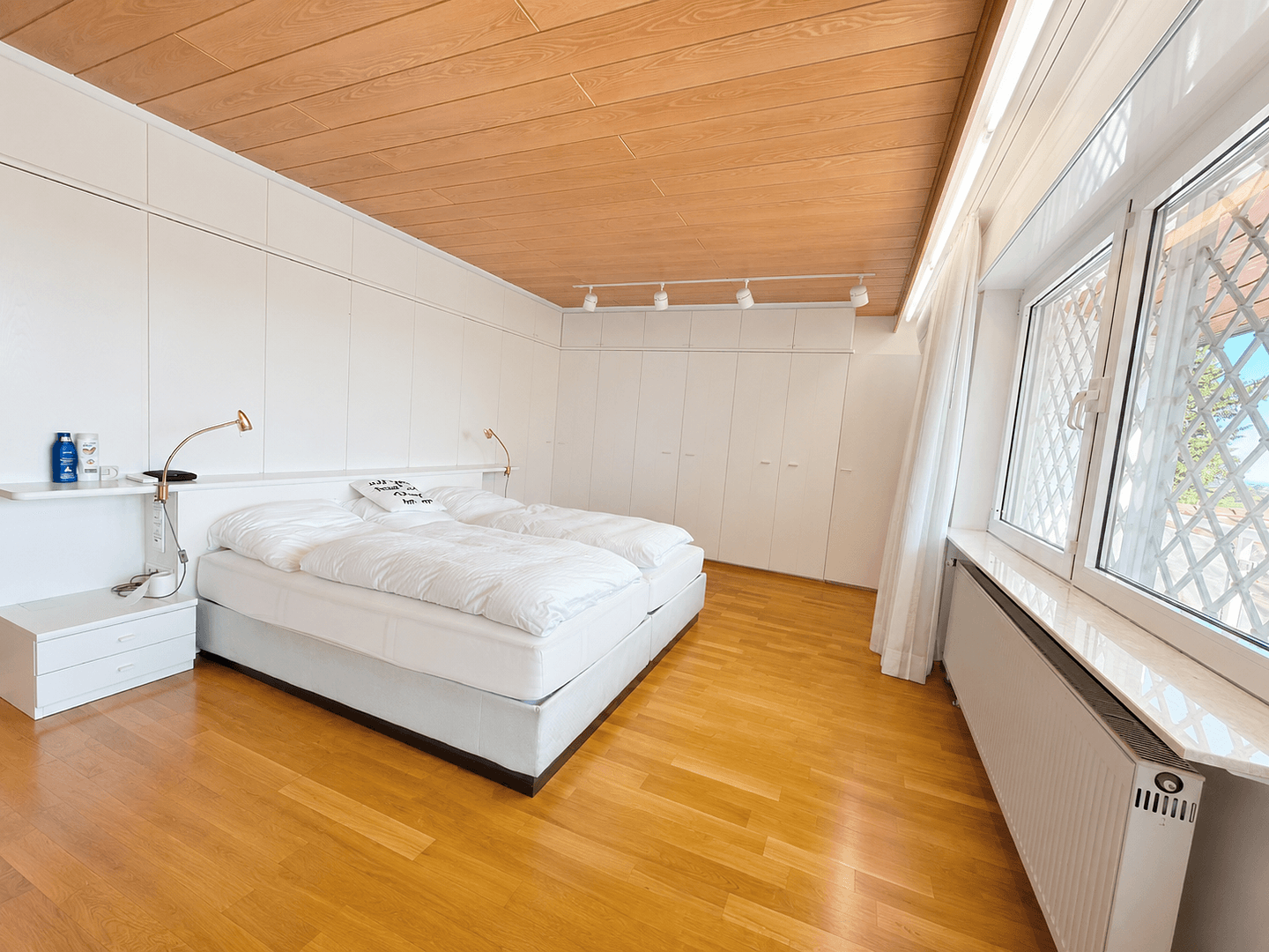 Prodej domu 300 m², pozemek 1.170 m², Mandelring 250, Neustadt, Porýní-Falc Prodej domu 300 m², pozemek 1.170 m², Mandelring 250, Neustadt, Porýní-Falc