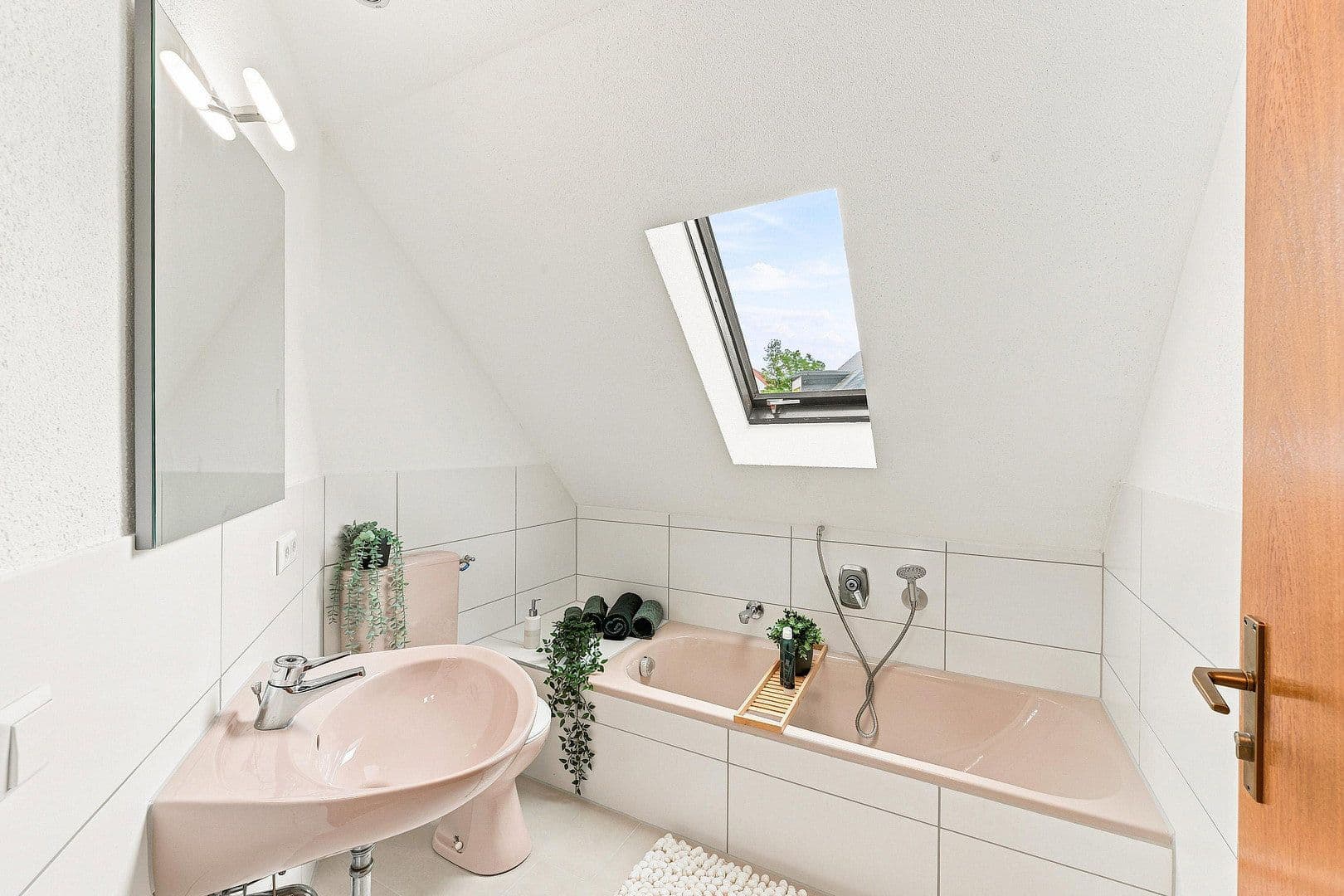 Prodej domu 146 m², pozemek 209 m², Senden, Bavorsko Prodej domu 146 m², pozemek 209 m², Senden, Bavorsko
