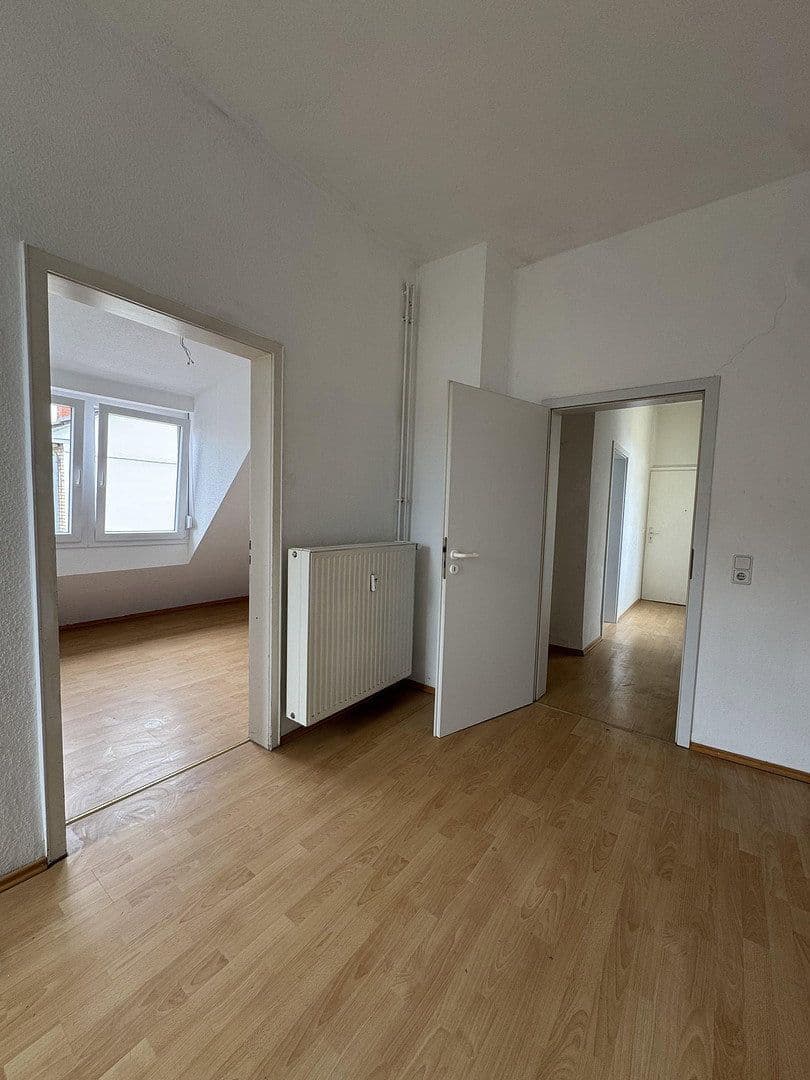 Pronájem bytu 2+1 48 m², Lenaustraße 22, Mannheim, Bádensko-Württembersko Pronájem bytu 2+1 48 m², Lenaustraße 22, Mannheim, Bádensko-Württembersko