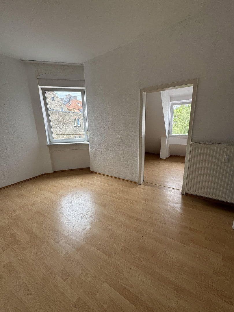 Pronájem bytu 2+1 48 m², Lenaustraße 22, Mannheim, Bádensko-Württembersko Pronájem bytu 2+1 48 m², Lenaustraße 22, Mannheim, Bádensko-Württembersko