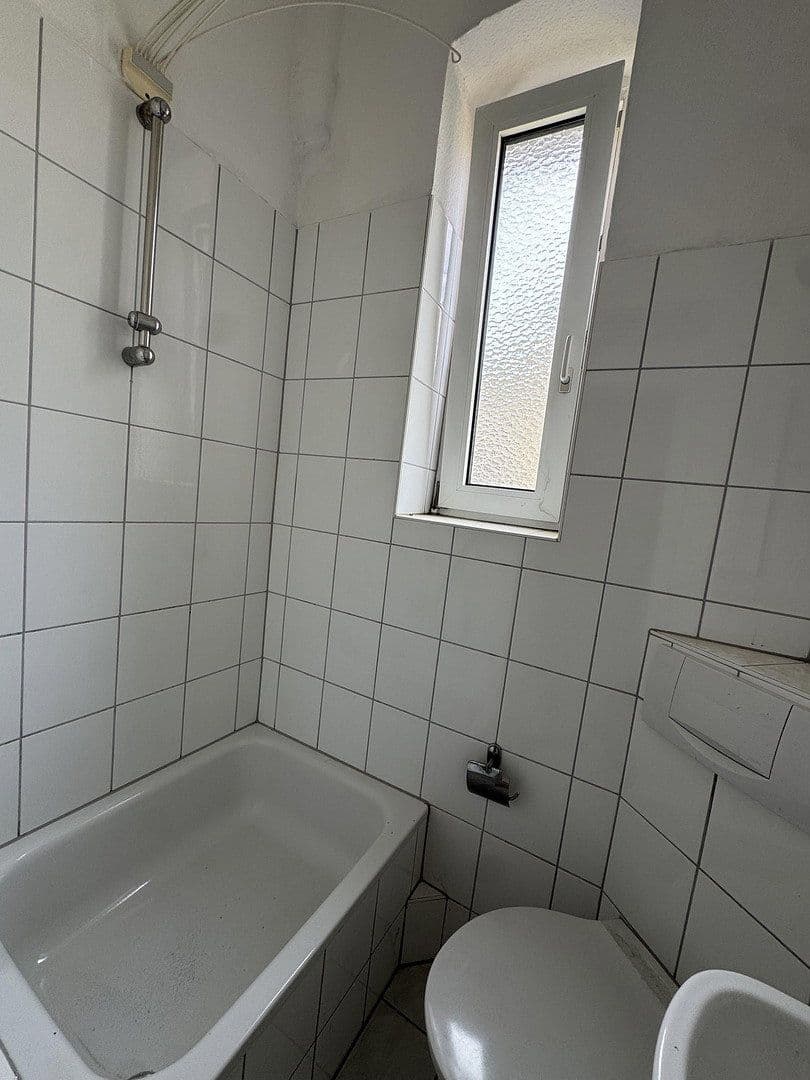 Pronájem bytu 2+1 48 m², Lenaustraße 22, Mannheim, Bádensko-Württembersko Pronájem bytu 2+1 48 m², Lenaustraße 22, Mannheim, Bádensko-Württembersko
