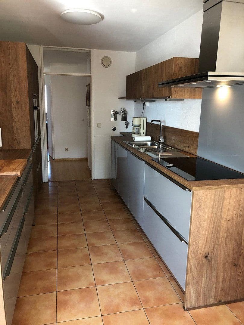 Pronájem bytu 3+kk 80 m², Neuköllnerstr 9, Leonberg, Bádensko-Württembersko Pronájem bytu 3+kk 80 m², Neuköllnerstr 9, Leonberg, Bádensko-Württembersko