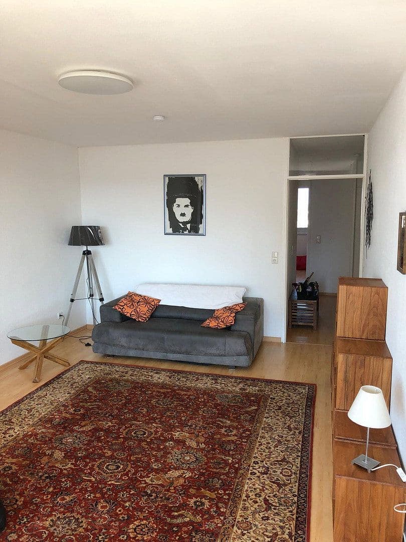Pronájem bytu 3+kk 80 m², Neuköllnerstr 9, Leonberg, Bádensko-Württembersko Pronájem bytu 3+kk 80 m², Neuköllnerstr 9, Leonberg, Bádensko-Württembersko