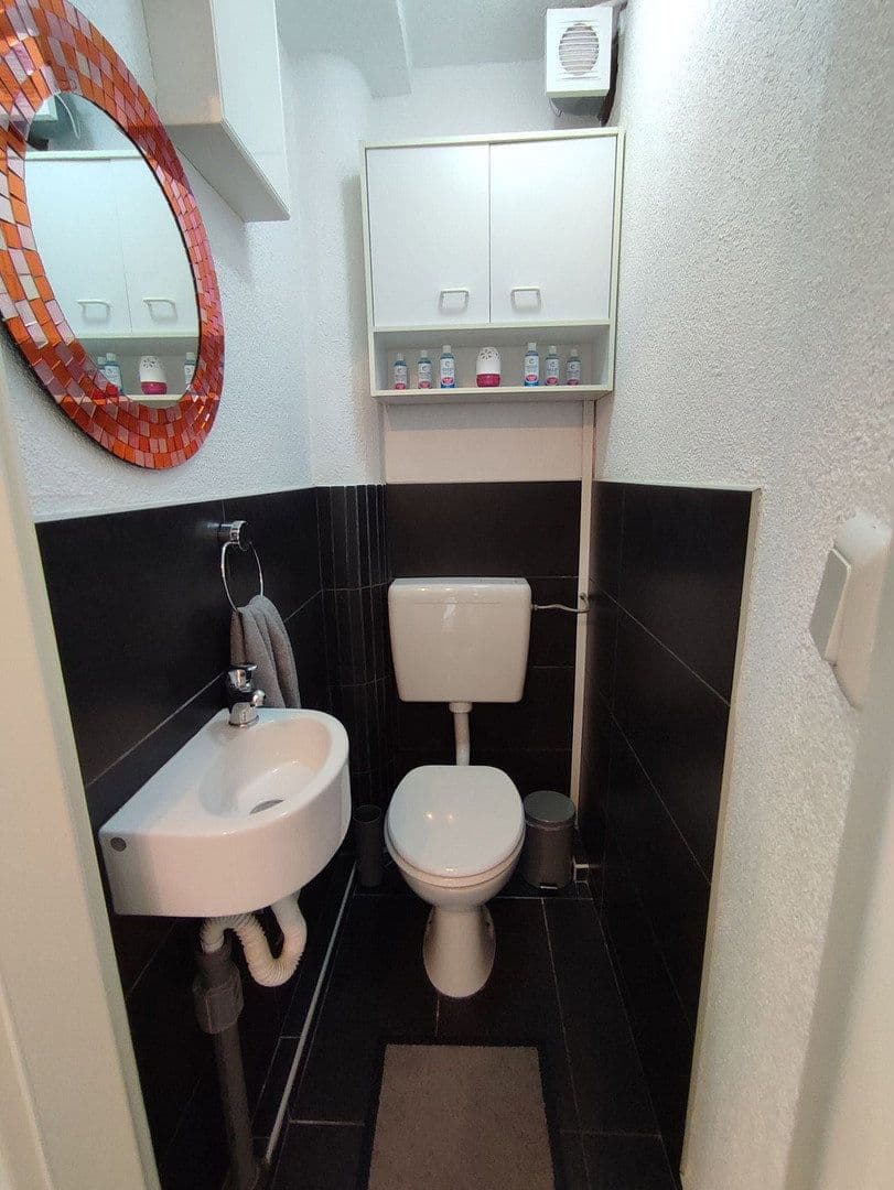 Pronájem bytu 2+1 51 m², Roseggerstraße 23, Innsbruck, Tyrolsko Pronájem bytu 2+1 51 m², Roseggerstraße 23, Innsbruck, Tyrolsko