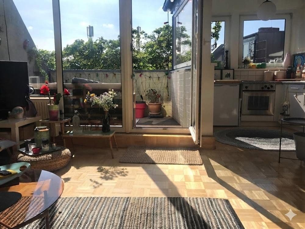 Prodej bytu 2+1 55 m², Eldenaer Straße 15, Berlin, Berlín Prodej bytu 2+1 55 m², Eldenaer Straße 15, Berlin, Berlín