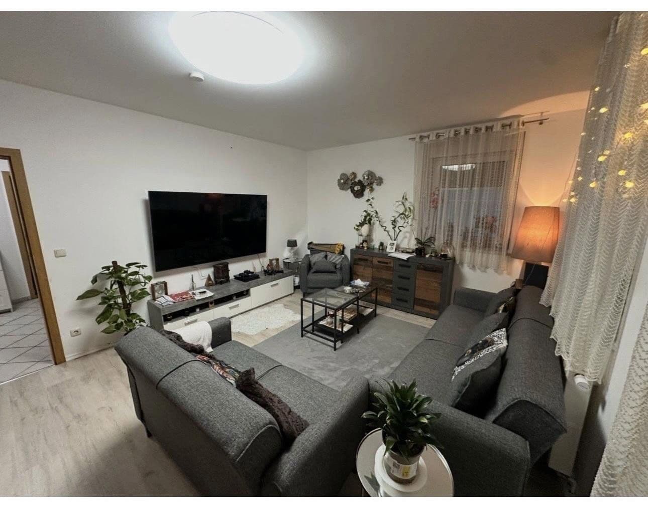 Pronájem bytu 2+1 63 m², Pettendorf, Bavorsko Pronájem bytu 2+1 63 m², Pettendorf, Bavorsko