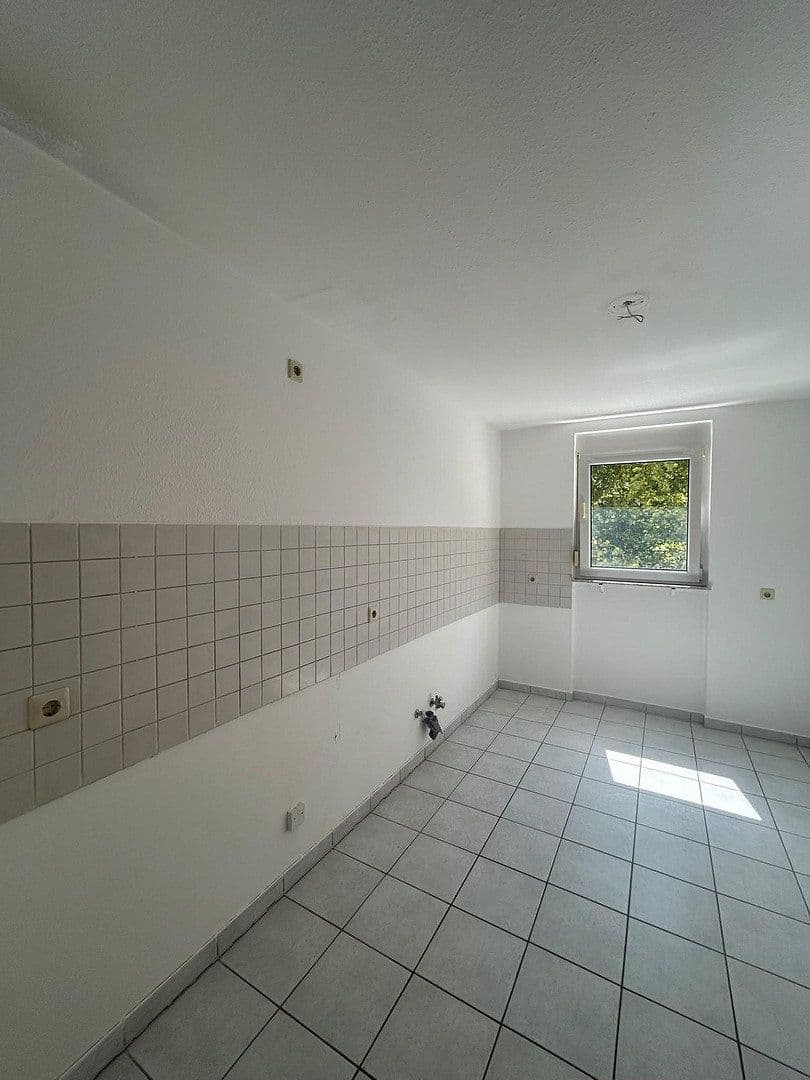 Pronájem bytu 2+1 68 m², Helga-Barth-Straße 7, Bretten, Bádensko-Württembersko Pronájem bytu 2+1 68 m², Helga-Barth-Straße 7, Bretten, Bádensko-Württembersko