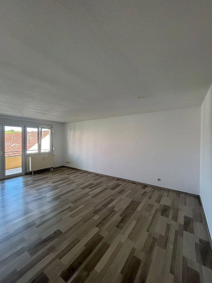 Pronájem bytu 2+1 68 m², Helga-Barth-Straße 7, Bretten, Bádensko-Württembersko Pronájem bytu 2+1 68 m², Helga-Barth-Straße 7, Bretten, Bádensko-Württembersko