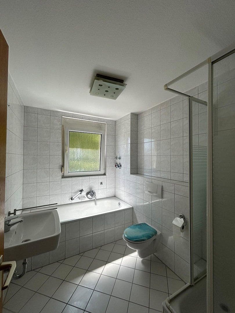 Pronájem bytu 2+1 68 m², Helga-Barth-Straße 7, Bretten, Bádensko-Württembersko Pronájem bytu 2+1 68 m², Helga-Barth-Straße 7, Bretten, Bádensko-Württembersko