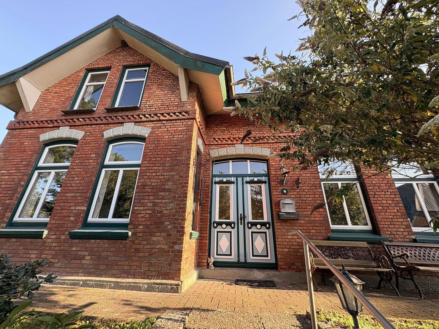 Prodej domu 150 m², pozemek 446 m², Bahnhofstraße 4, Wohlde, Šlesvicko-Holštýnsko Prodej domu 150 m², pozemek 446 m², Bahnhofstraße 4, Wohlde, Šlesvicko-Holštýnsko