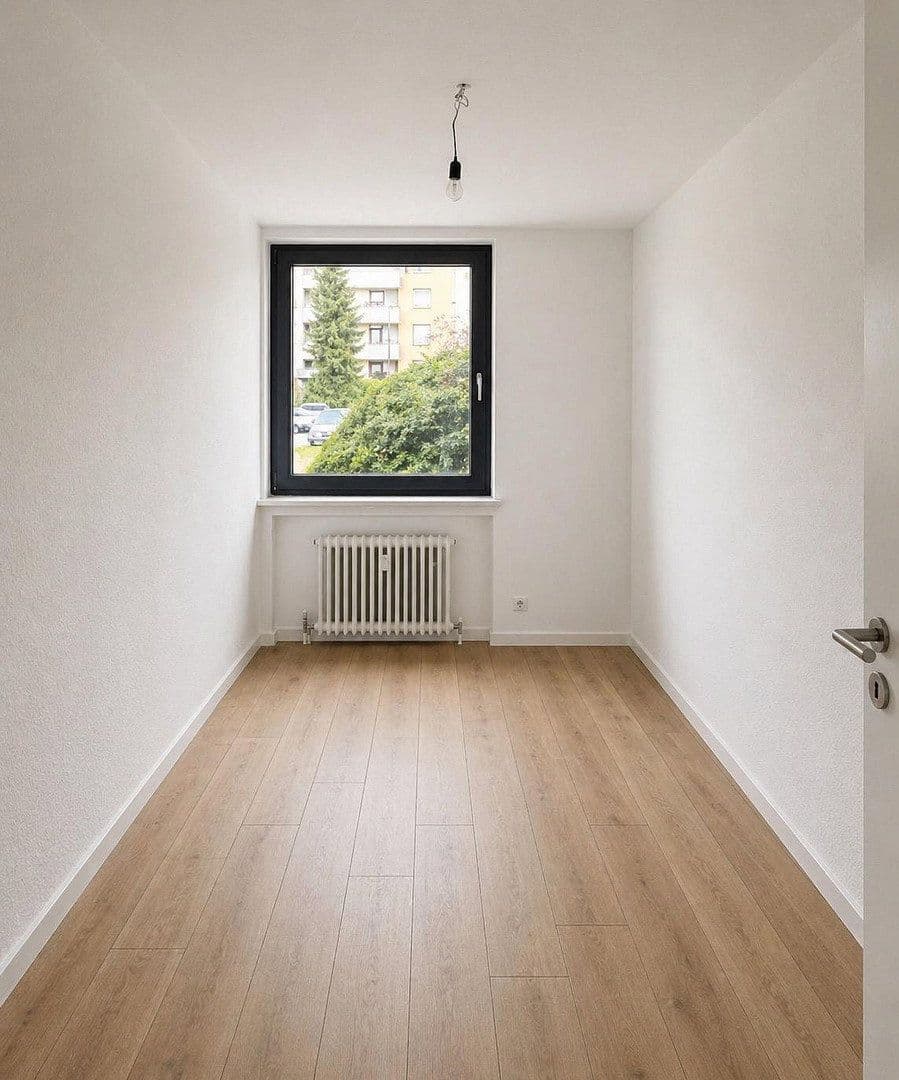 Pronájem bytu 3+1 90 m², Urftstr. 110, Mönchengladbach, Severní Porýní-Vestfálsko Pronájem bytu 3+1 90 m², Urftstr. 110, Mönchengladbach, Severní Porýní-Vestfálsko