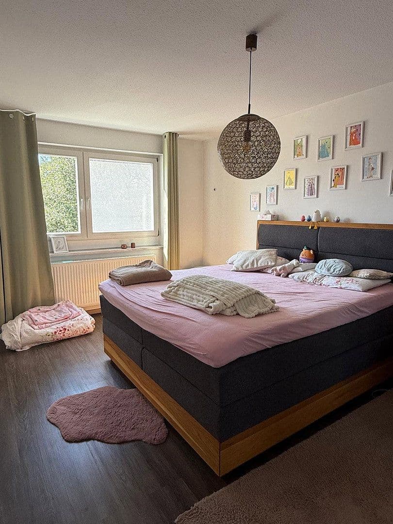 Pronájem bytu 3+1 110 m², Lauf an der Pegnitz, Bavorsko Pronájem bytu 3+1 110 m², Lauf an der Pegnitz, Bavorsko