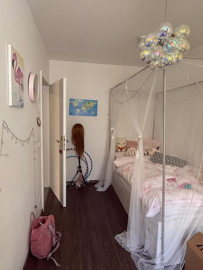 Pronájem bytu 3+1 110 m², Lauf an der Pegnitz, Bavorsko Pronájem bytu 3+1 110 m², Lauf an der Pegnitz, Bavorsko