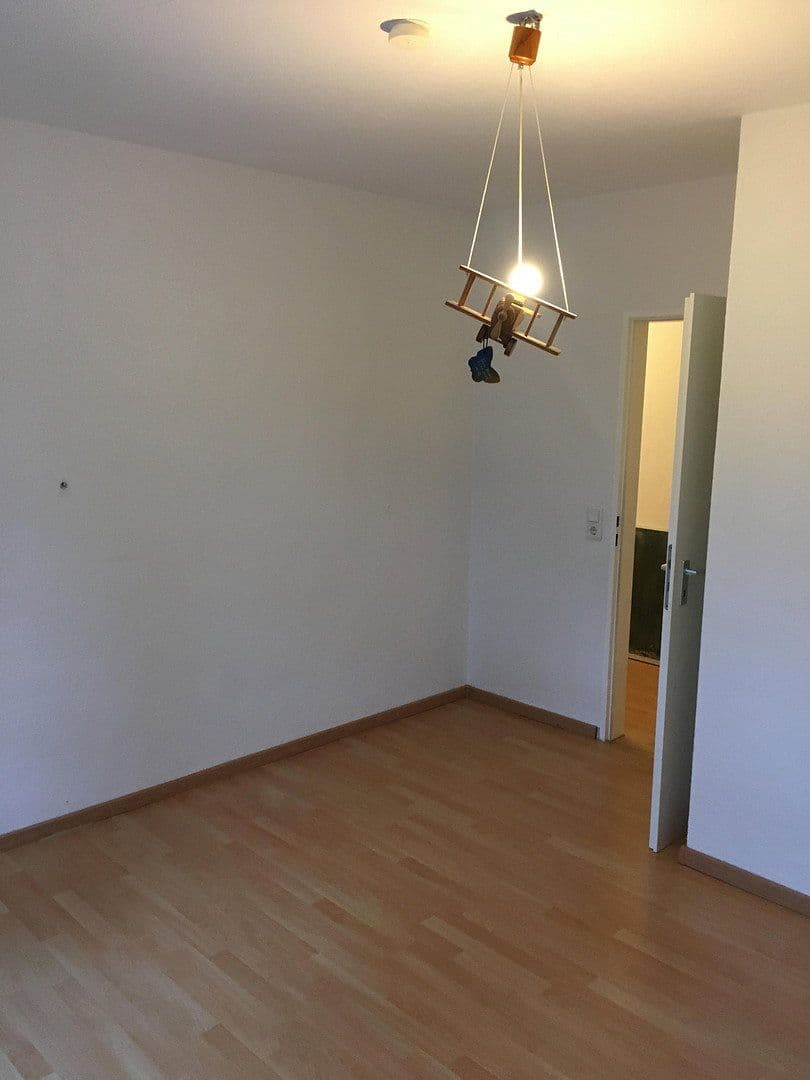 Pronájem bytu 3+1 64 m², Adlerstraße 42, Ratingen, Severní Porýní-Vestfálsko Pronájem bytu 3+1 64 m², Adlerstraße 42, Ratingen, Severní Porýní-Vestfálsko