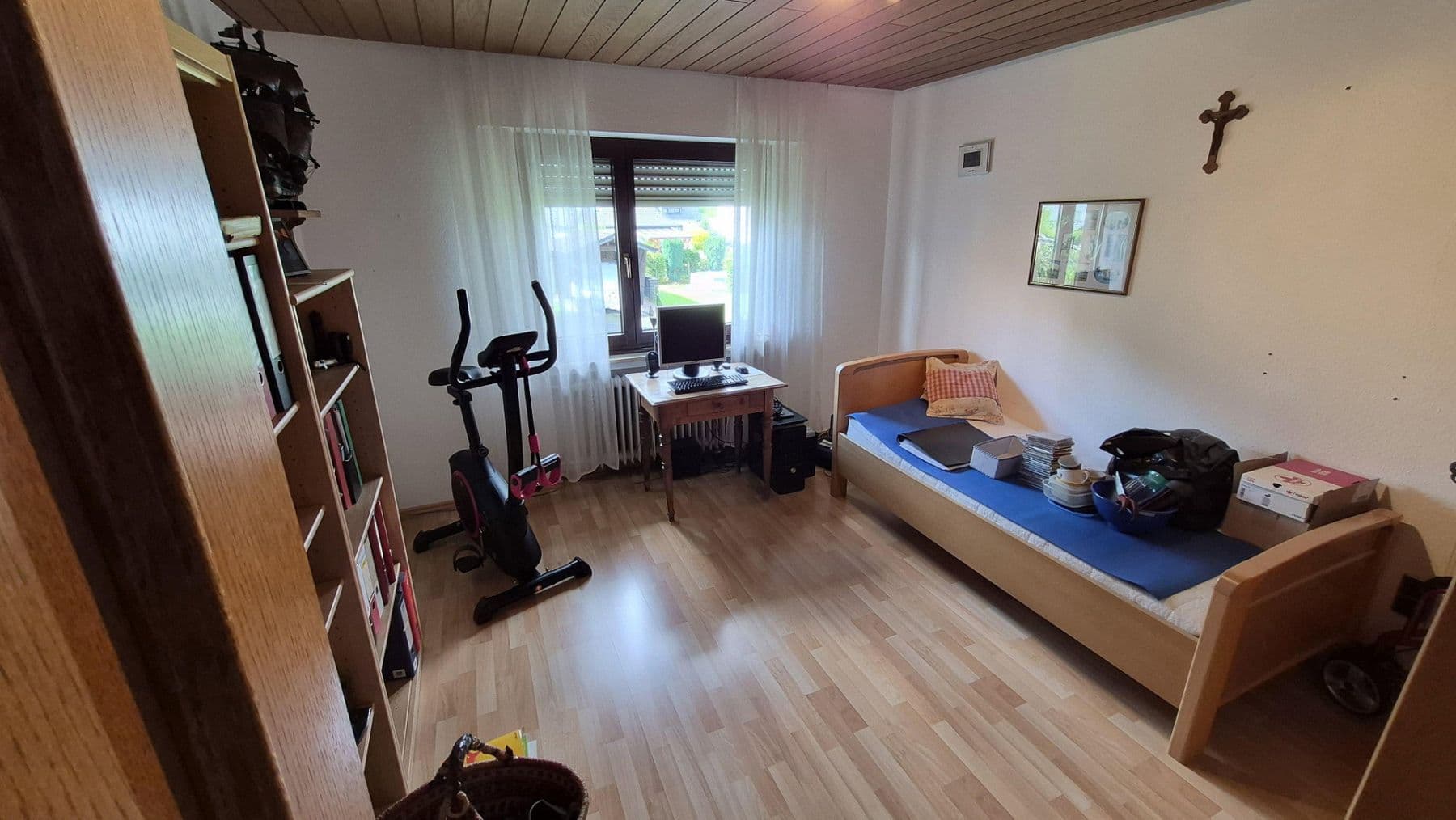 Pronájem bytu 4+1 77 m², Hindenburgstr. 23, Engelskirchen, Severní Porýní-Vestfálsko Pronájem bytu 4+1 77 m², Hindenburgstr. 23, Engelskirchen, Severní Porýní-Vestfálsko