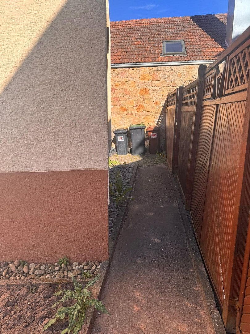 Prodej domu 119 m², pozemek 220 m², Bolanden, Porýní-Falc Prodej domu 119 m², pozemek 220 m², Bolanden, Porýní-Falc