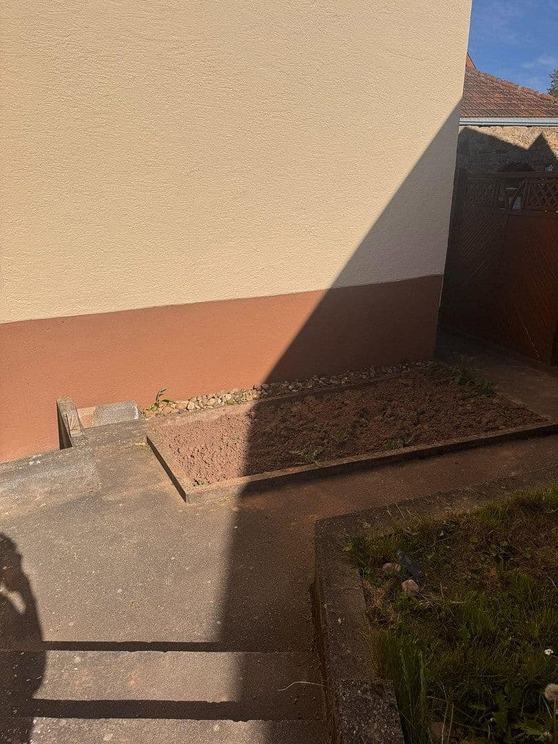 Prodej domu 119 m², pozemek 220 m², Bolanden, Porýní-Falc Prodej domu 119 m², pozemek 220 m², Bolanden, Porýní-Falc