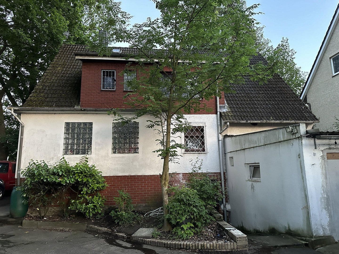 Prodej domu 255 m², pozemek 648 m², Sülldorfer Landstraße 248, Hamburg, Hamburg Prodej domu 255 m², pozemek 648 m², Sülldorfer Landstraße 248, Hamburg, Hamburg