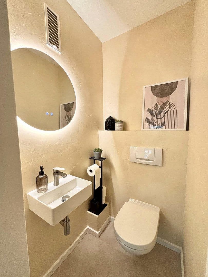 Prodej bytu 3+1 76 m², Hochstiftstraße 3, Paderborn, Severní Porýní-Vestfálsko Prodej bytu 3+1 76 m², Hochstiftstraße 3, Paderborn, Severní Porýní-Vestfálsko
