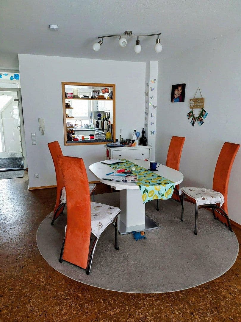 Prodej domu 162 m², pozemek 141 m², Muggensturm, Bádensko-Württembersko Prodej domu 162 m², pozemek 141 m², Muggensturm, Bádensko-Württembersko
