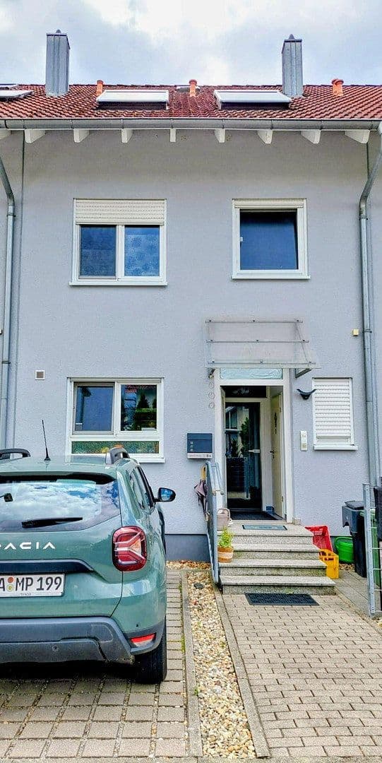 Prodej domu 162 m², pozemek 141 m², Muggensturm, Bádensko-Württembersko Prodej domu 162 m², pozemek 141 m², Muggensturm, Bádensko-Württembersko