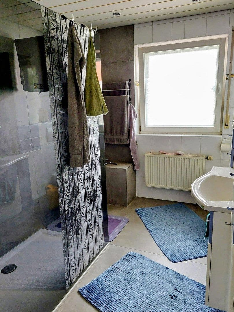 Prodej domu 162 m², pozemek 141 m², Muggensturm, Bádensko-Württembersko Prodej domu 162 m², pozemek 141 m², Muggensturm, Bádensko-Württembersko