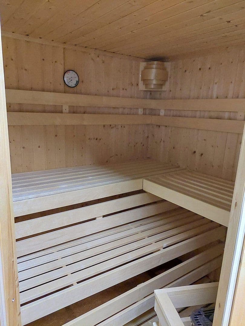 Prodej domu 162 m², pozemek 141 m², Muggensturm, Bádensko-Württembersko Prodej domu 162 m², pozemek 141 m², Muggensturm, Bádensko-Württembersko