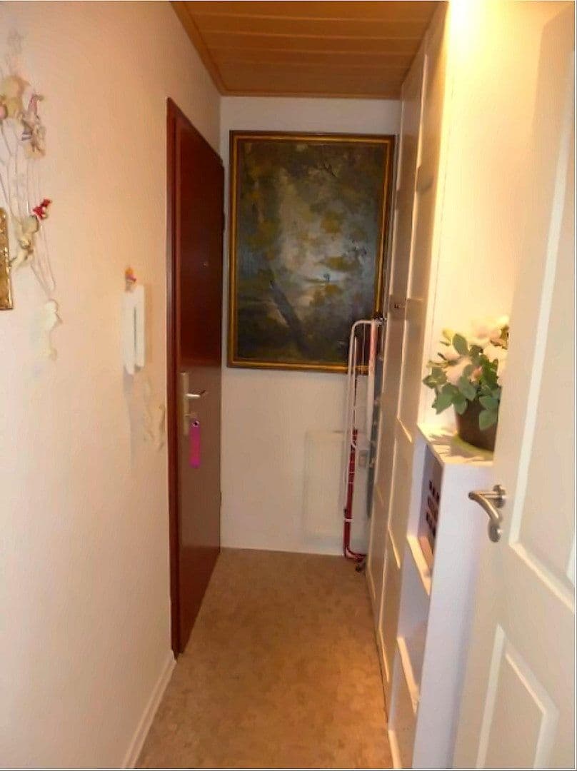 Pronájem bytu 1+1 38 m², Lindenstraße 31, Bremen, Bremen Pronájem bytu 1+1 38 m², Lindenstraße 31, Bremen, Bremen