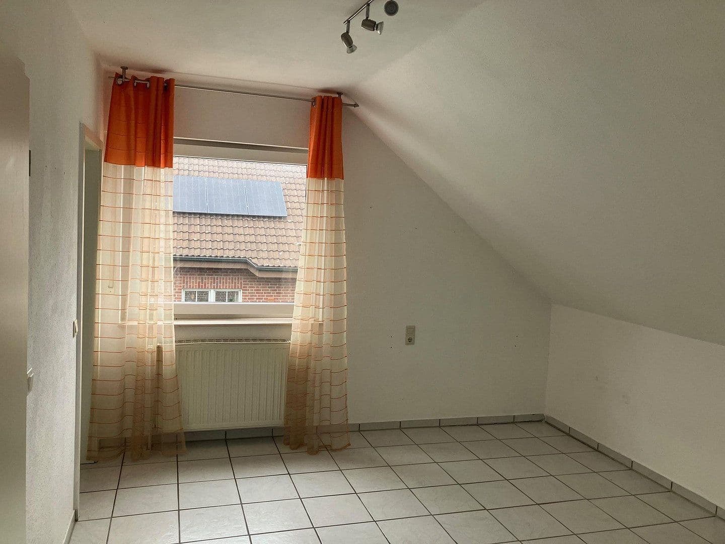 Pronájem bytu 4+1 121 m², Ennigerloh, Severní Porýní-Vestfálsko Pronájem bytu 4+1 121 m², Ennigerloh, Severní Porýní-Vestfálsko