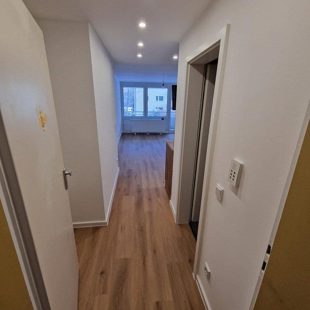 Pronájem bytu 1+1 30 m², Rudolfstraße 1, Planegg, Bavorsko Pronájem bytu 1+1 30 m², Rudolfstraße 1, Planegg, Bavorsko