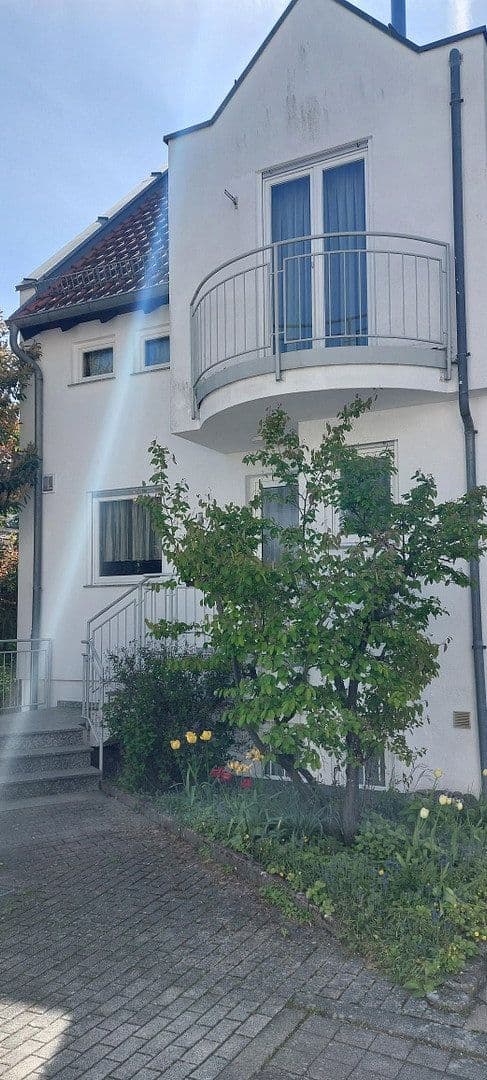 Prodej domu 171 m², pozemek 270 m², Waiblingen, Bádensko-Württembersko Prodej domu 171 m², pozemek 270 m², Waiblingen, Bádensko-Württembersko