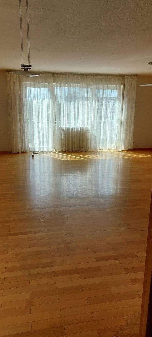 Prodej domu 171 m², pozemek 270 m², Waiblingen, Bádensko-Württembersko Prodej domu 171 m², pozemek 270 m², Waiblingen, Bádensko-Württembersko