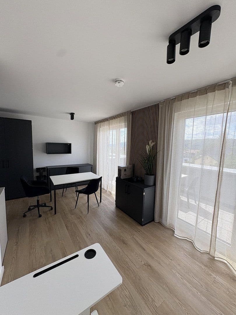 Pronájem bytu 1+1 34 m², Cappeler Straße 34, Marburg, Hessen Pronájem bytu 1+1 34 m², Cappeler Straße 34, Marburg, Hessen