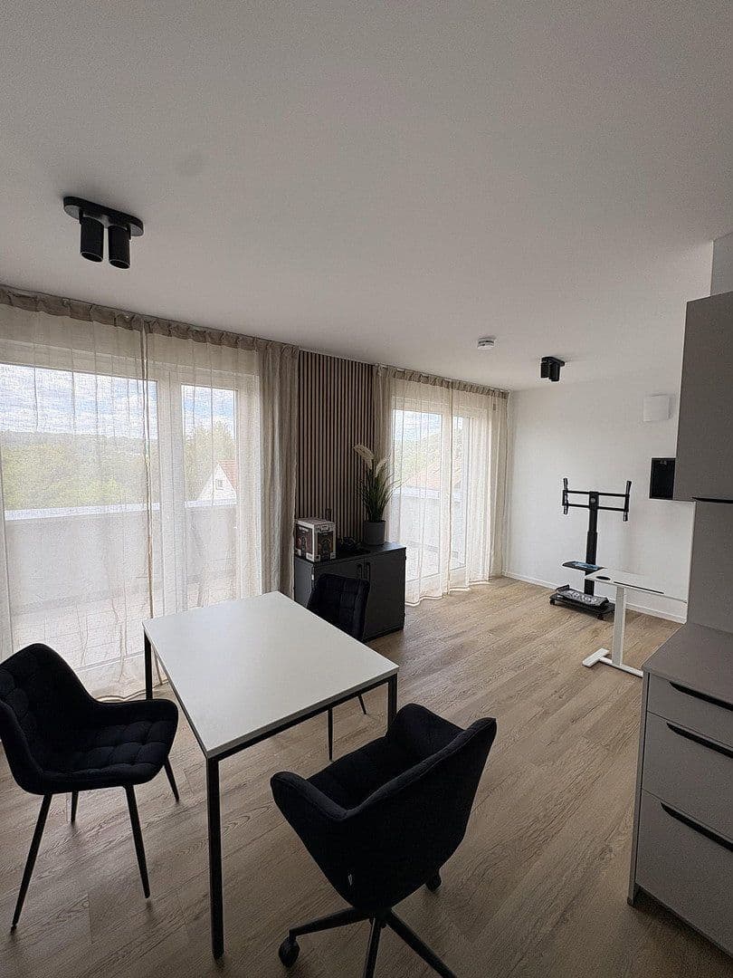 Pronájem bytu 1+1 34 m², Cappeler Straße 34, Marburg, Hessen Pronájem bytu 1+1 34 m², Cappeler Straße 34, Marburg, Hessen