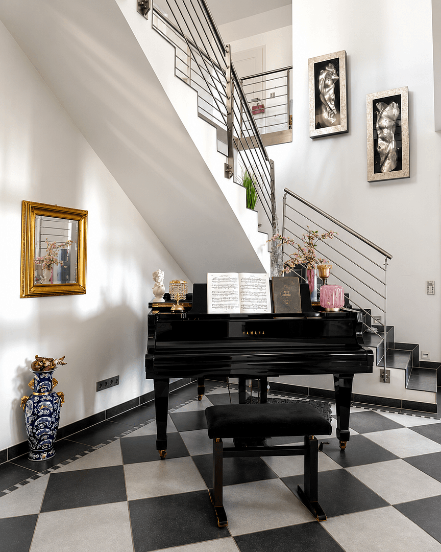 Prodej domu 285 m², pozemek 2.002 m², Thomm, Porýní-Falc Prodej domu 285 m², pozemek 2.002 m², Thomm, Porýní-Falc