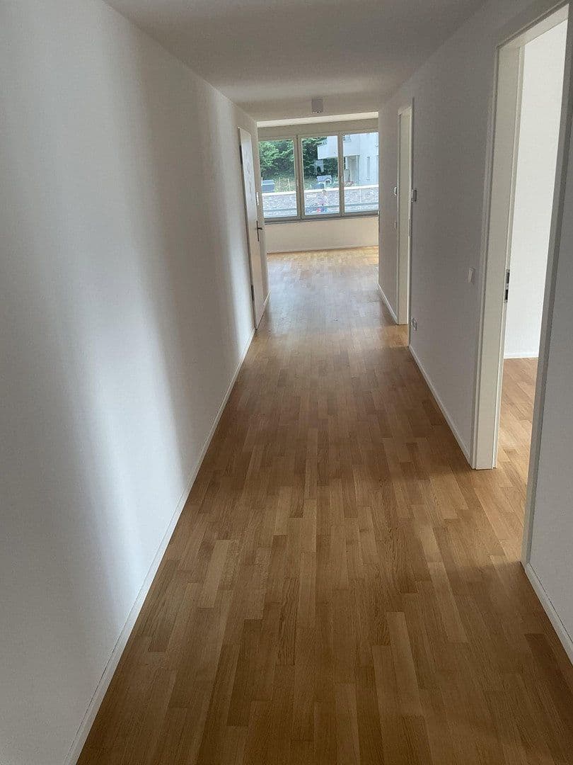 Pronájem bytu 4+1 120 m², Maybachstraße 15B, Stuttgart, Bádensko-Württembersko Pronájem bytu 4+1 120 m², Maybachstraße 15B, Stuttgart, Bádensko-Württembersko