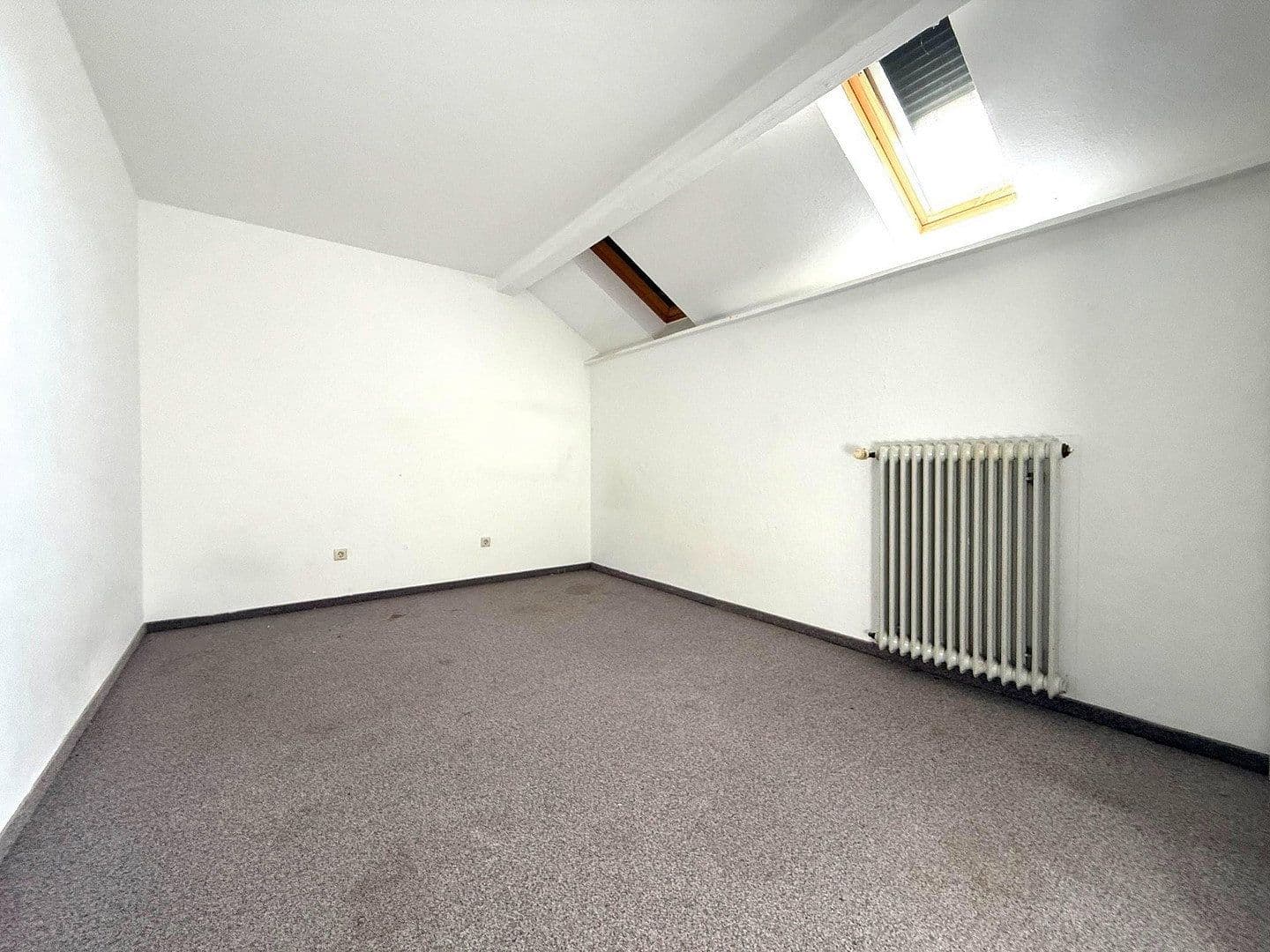 Prodej domu 222 m², pozemek 856 m², Am Giesenbach 14, Lahr/Schwarzwald, Bádensko-Württembersko Prodej domu 222 m², pozemek 856 m², Am Giesenbach 14, Lahr/Schwarzwald, Bádensko-Württembersko