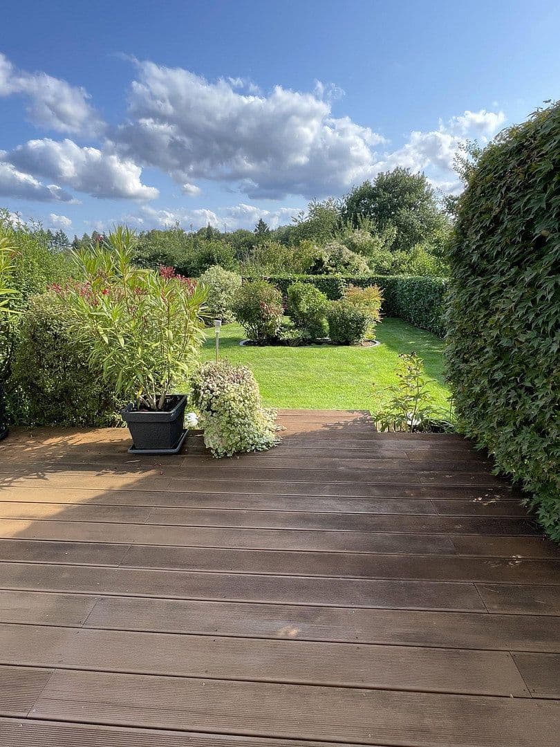 Prodej domu 174 m², pozemek 350 m², Wiesbaden, Hessen Prodej domu 174 m², pozemek 350 m², Wiesbaden, Hessen