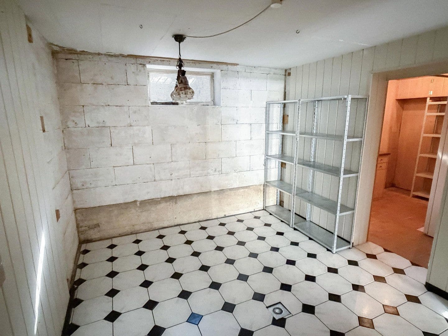 Prodej domu 120 m², pozemek 310 m², Remscheider Str. 136a, Wuppertal, Severní Porýní-Vestfálsko Prodej domu 120 m², pozemek 310 m², Remscheider Str. 136a, Wuppertal, Severní Porýní-Vestfálsko