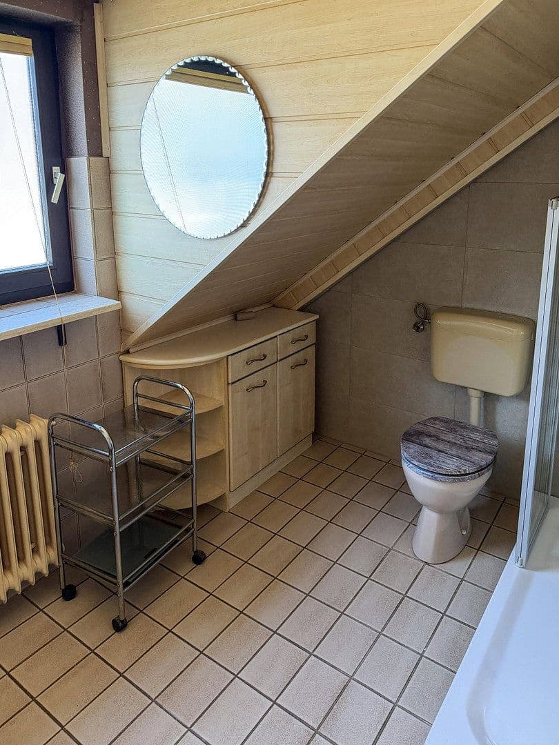 Prodej domu 120 m², pozemek 310 m², Remscheider Str. 136a, Wuppertal, Severní Porýní-Vestfálsko Prodej domu 120 m², pozemek 310 m², Remscheider Str. 136a, Wuppertal, Severní Porýní-Vestfálsko