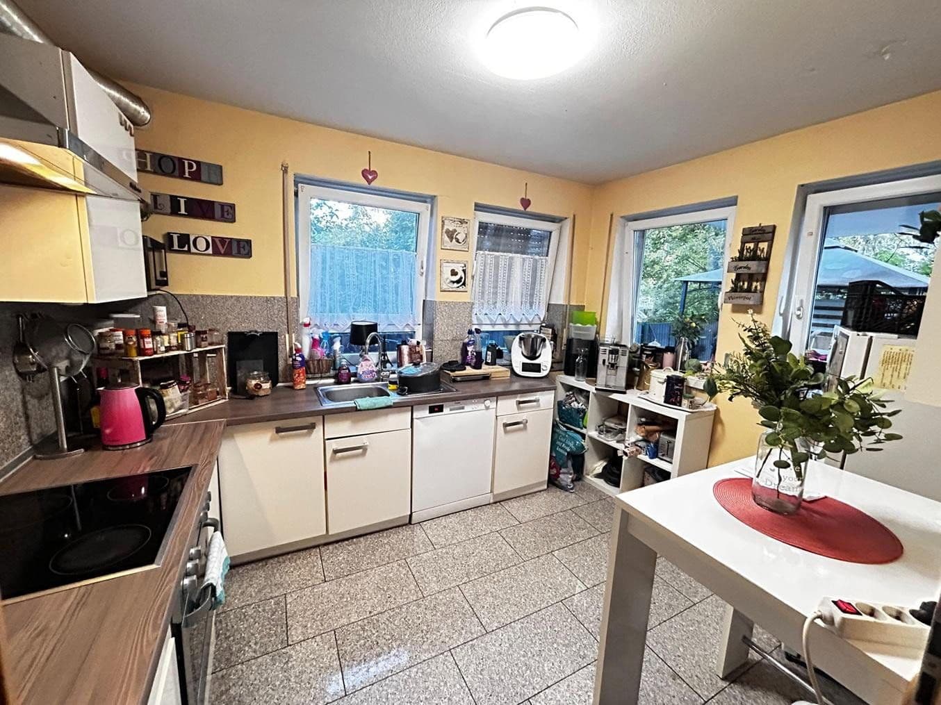 Pronájem bytu 3+1 70 m², Sprendlingen, Porýní-Falc Pronájem bytu 3+1 70 m², Sprendlingen, Porýní-Falc