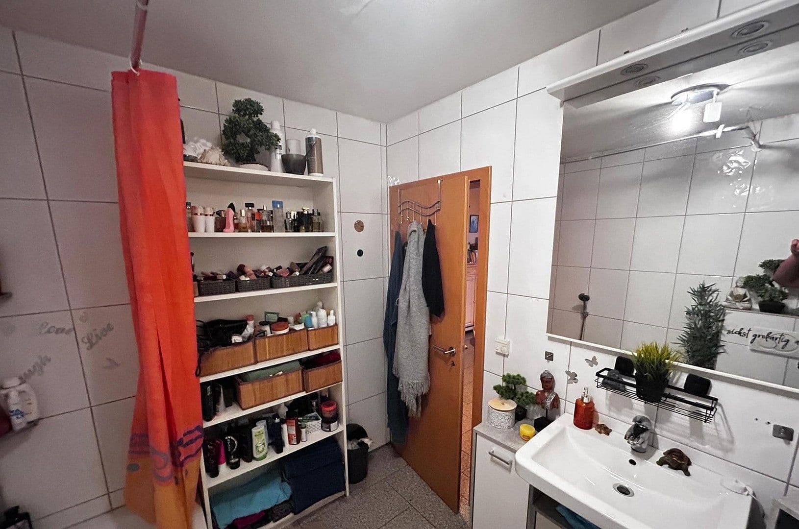 Pronájem bytu 3+1 70 m², Sprendlingen, Porýní-Falc Pronájem bytu 3+1 70 m², Sprendlingen, Porýní-Falc