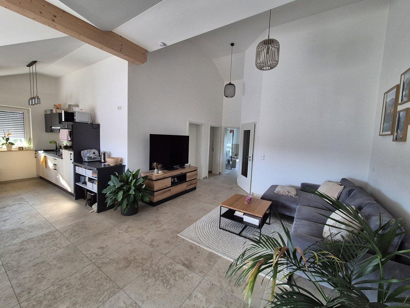Pronájem bytu 3+1 89 m², Obere Etzstraße 22, Essenbach, Bavorsko Pronájem bytu 3+1 89 m², Obere Etzstraße 22, Essenbach, Bavorsko