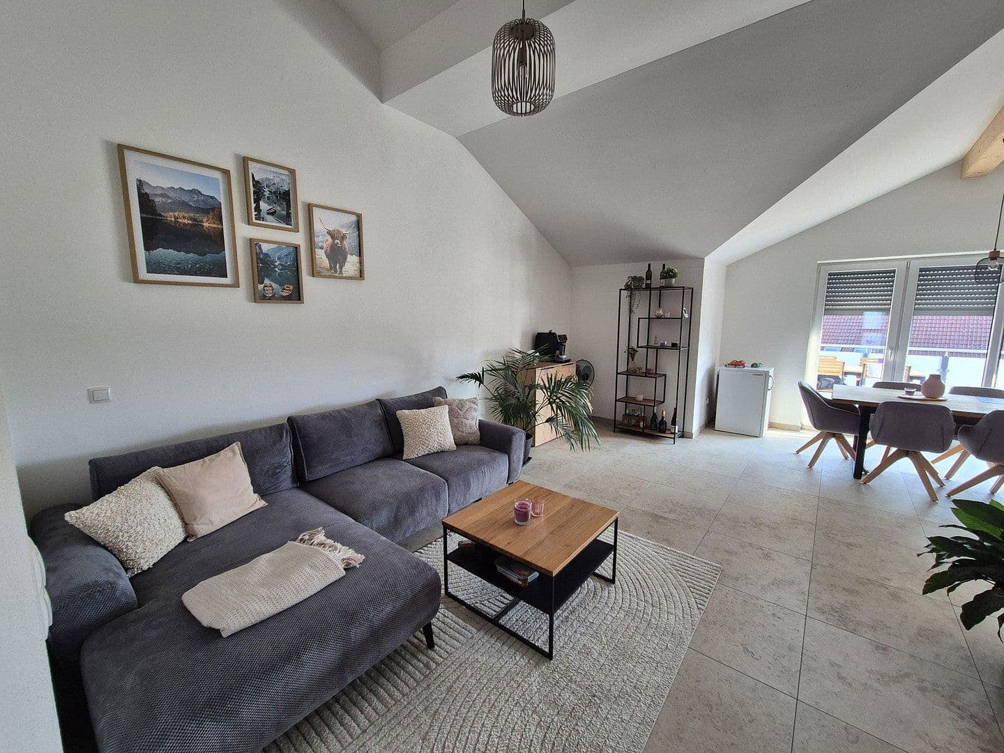Pronájem bytu 3+1 89 m², Obere Etzstraße 22, Essenbach, Bavorsko Pronájem bytu 3+1 89 m², Obere Etzstraße 22, Essenbach, Bavorsko