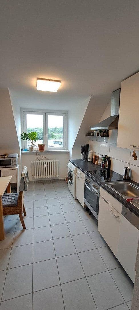 Pronájem bytu 2+1 60 m², Moltkestraße 9, Cáchy, Severní Porýní-Vestfálsko Pronájem bytu 2+1 60 m², Moltkestraße 9, Cáchy, Severní Porýní-Vestfálsko
