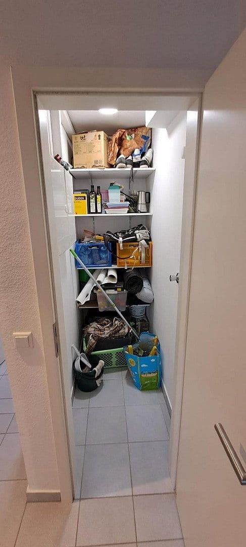 Pronájem bytu 2+1 60 m², Moltkestraße 9, Cáchy, Severní Porýní-Vestfálsko Pronájem bytu 2+1 60 m², Moltkestraße 9, Cáchy, Severní Porýní-Vestfálsko