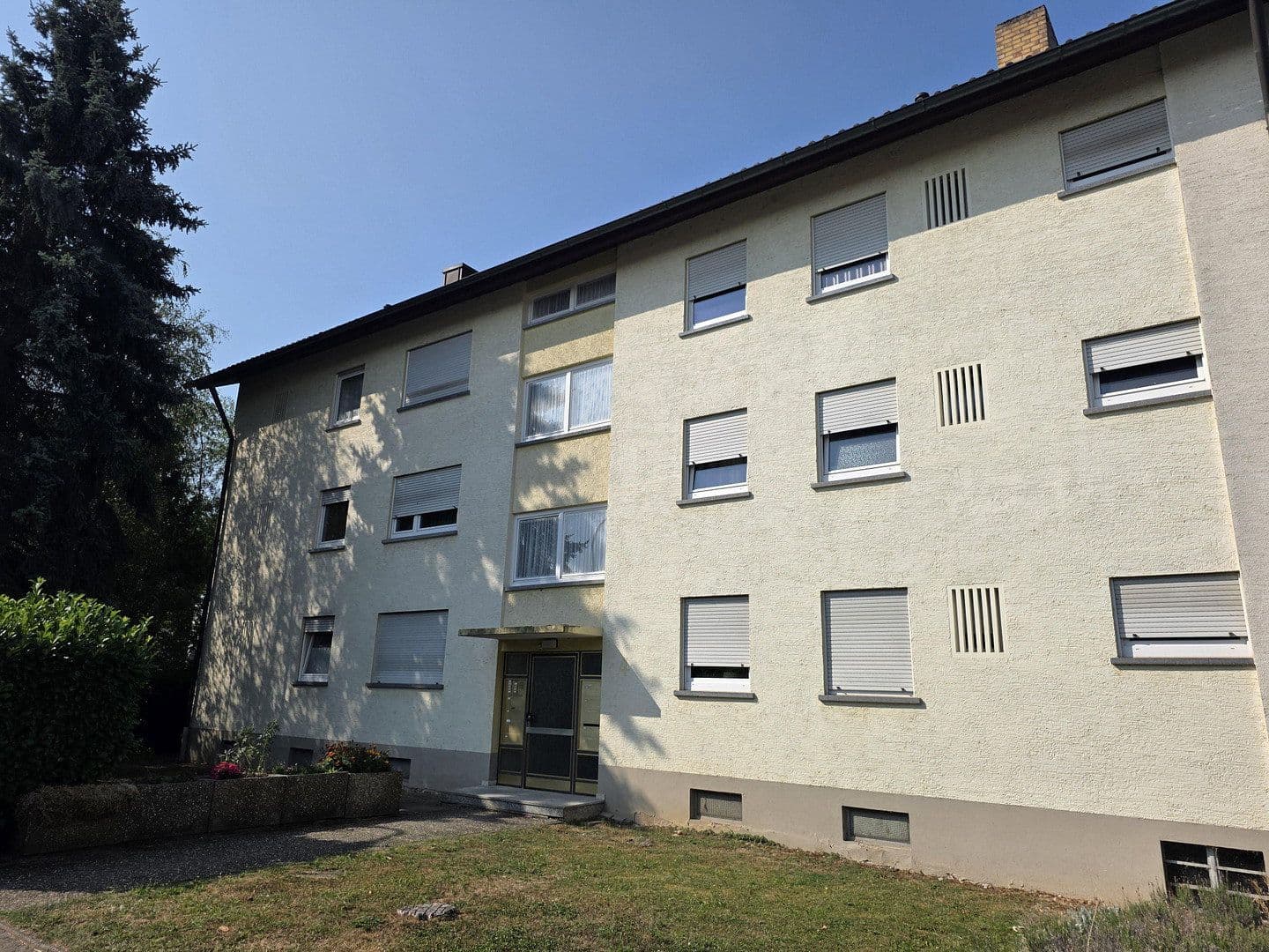 Pronájem bytu 2+1 45 m², Wehrstraße 4, Kürnbach, Bádensko-Württembersko Pronájem bytu 2+1 45 m², Wehrstraße 4, Kürnbach, Bádensko-Württembersko